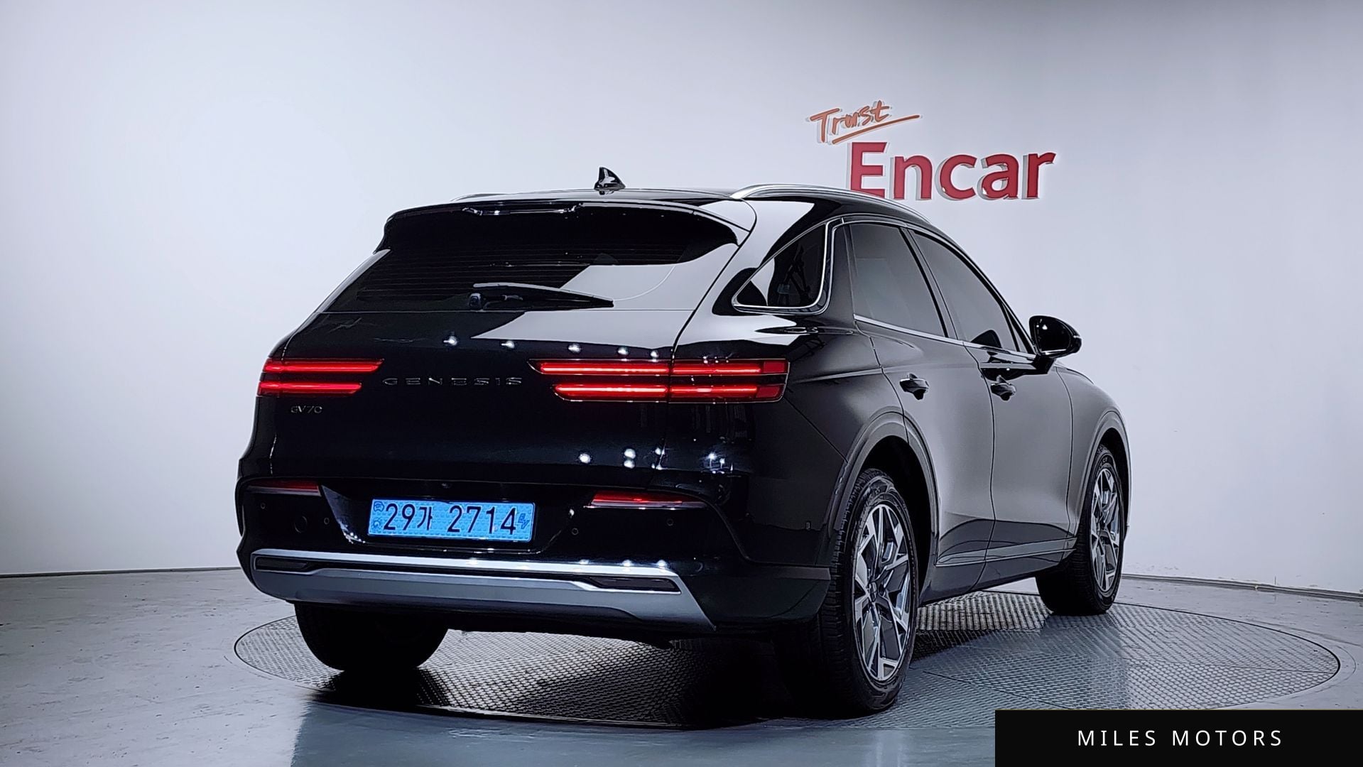 Genesis GV70 2022 — миниатюра 2