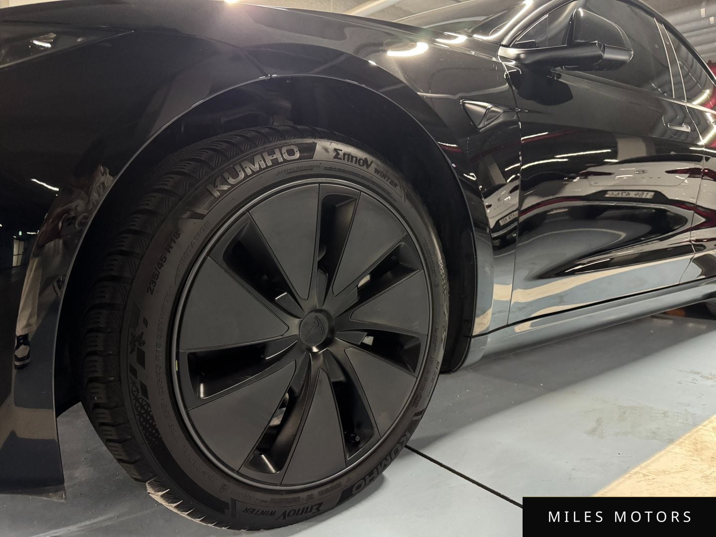 Tesla Model 3 2024 — миниатюра 4