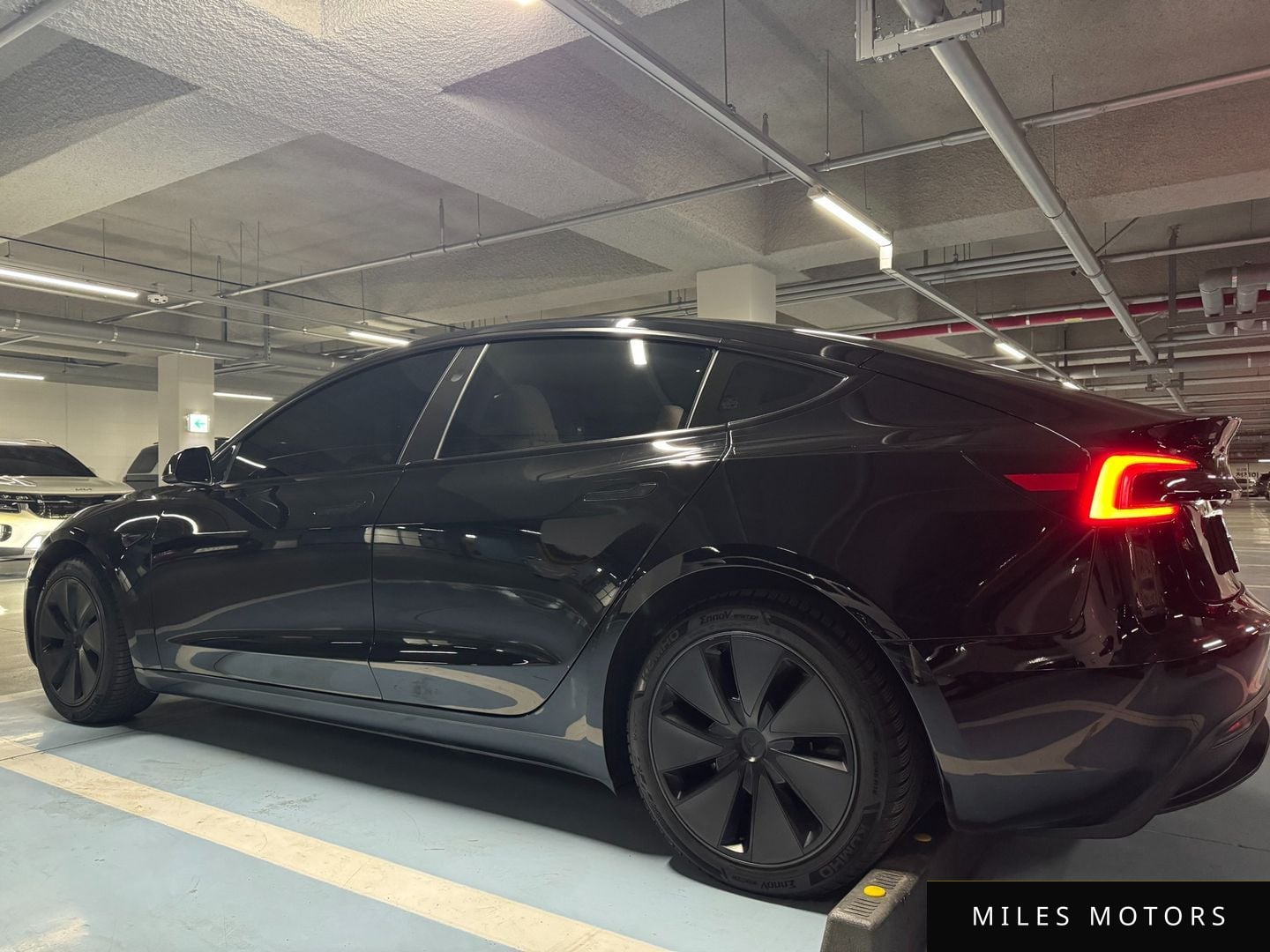 Tesla Model 3 2024 — миниатюра 6