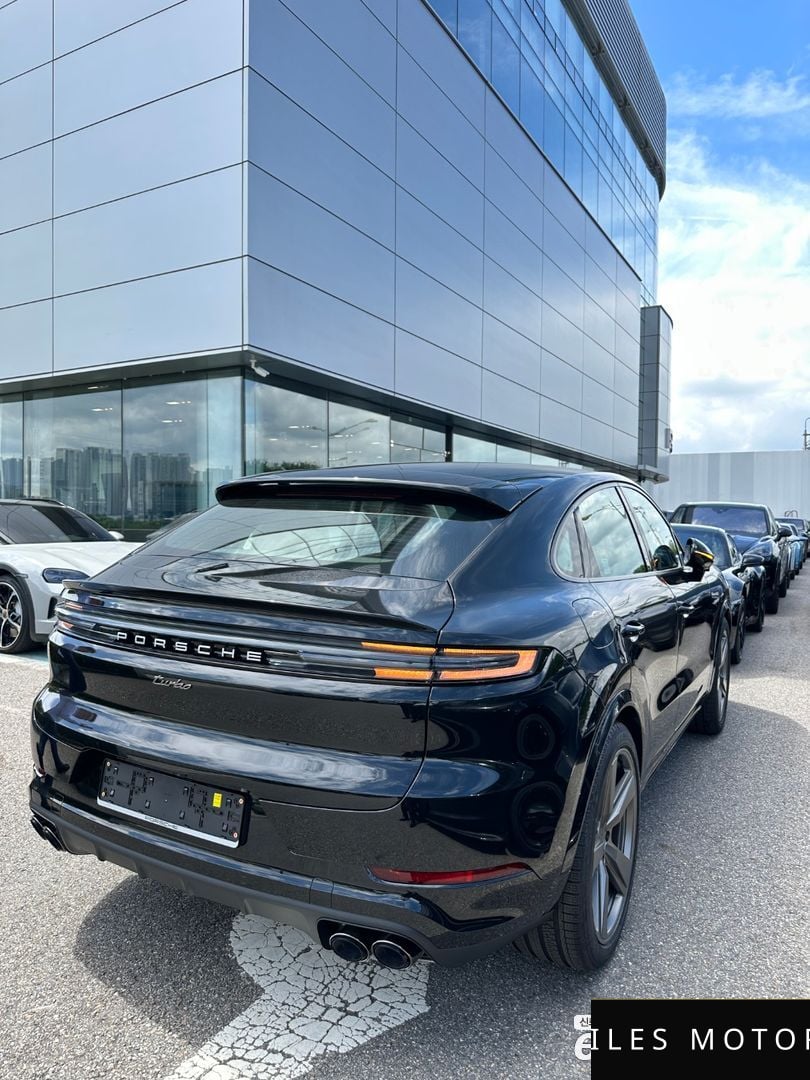 Porsche Cayenne 2025 — миниатюра 11