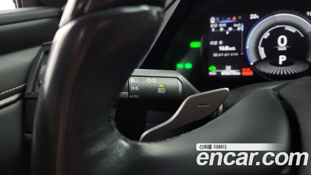 Лексус ES300h 2023 — миниатюра 18