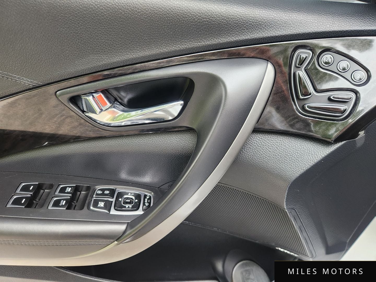 Hyundai Grandeur 2015 — миниатюра 12