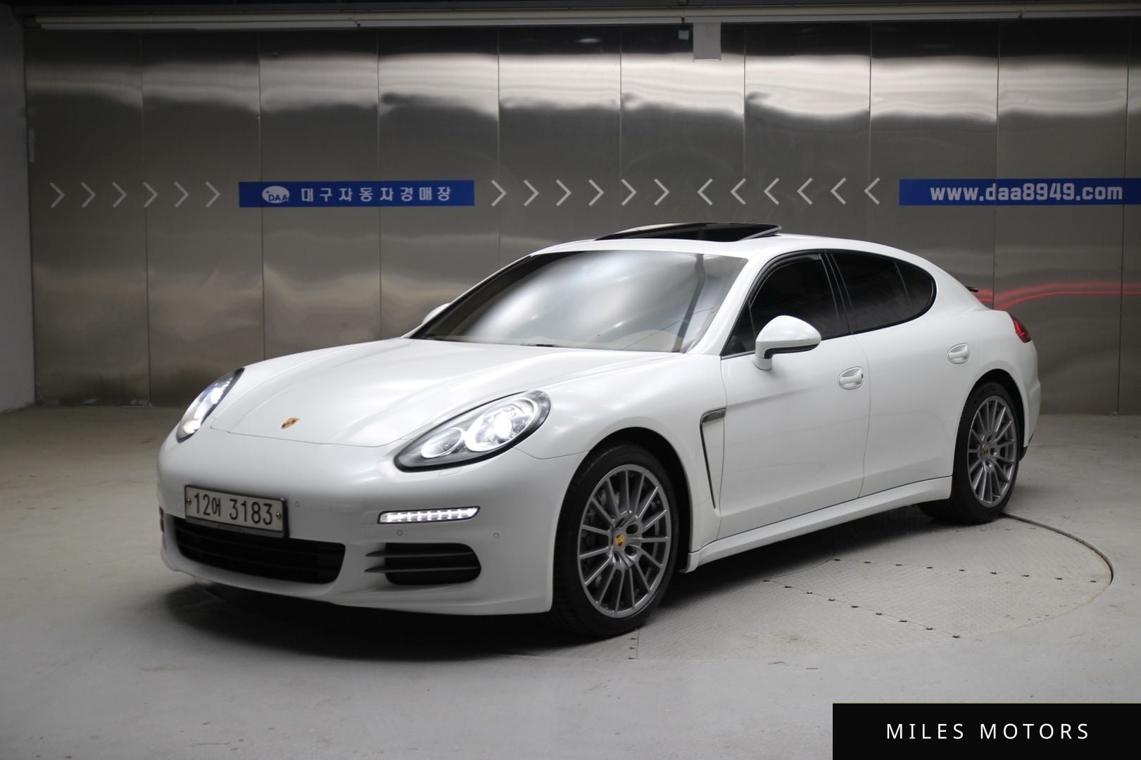 Porsche Panamera 2014 — фото 1 из 12
