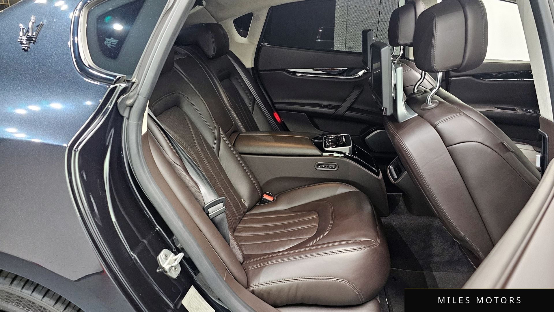 Maserati Quattroporte 2017 — миниатюра 11