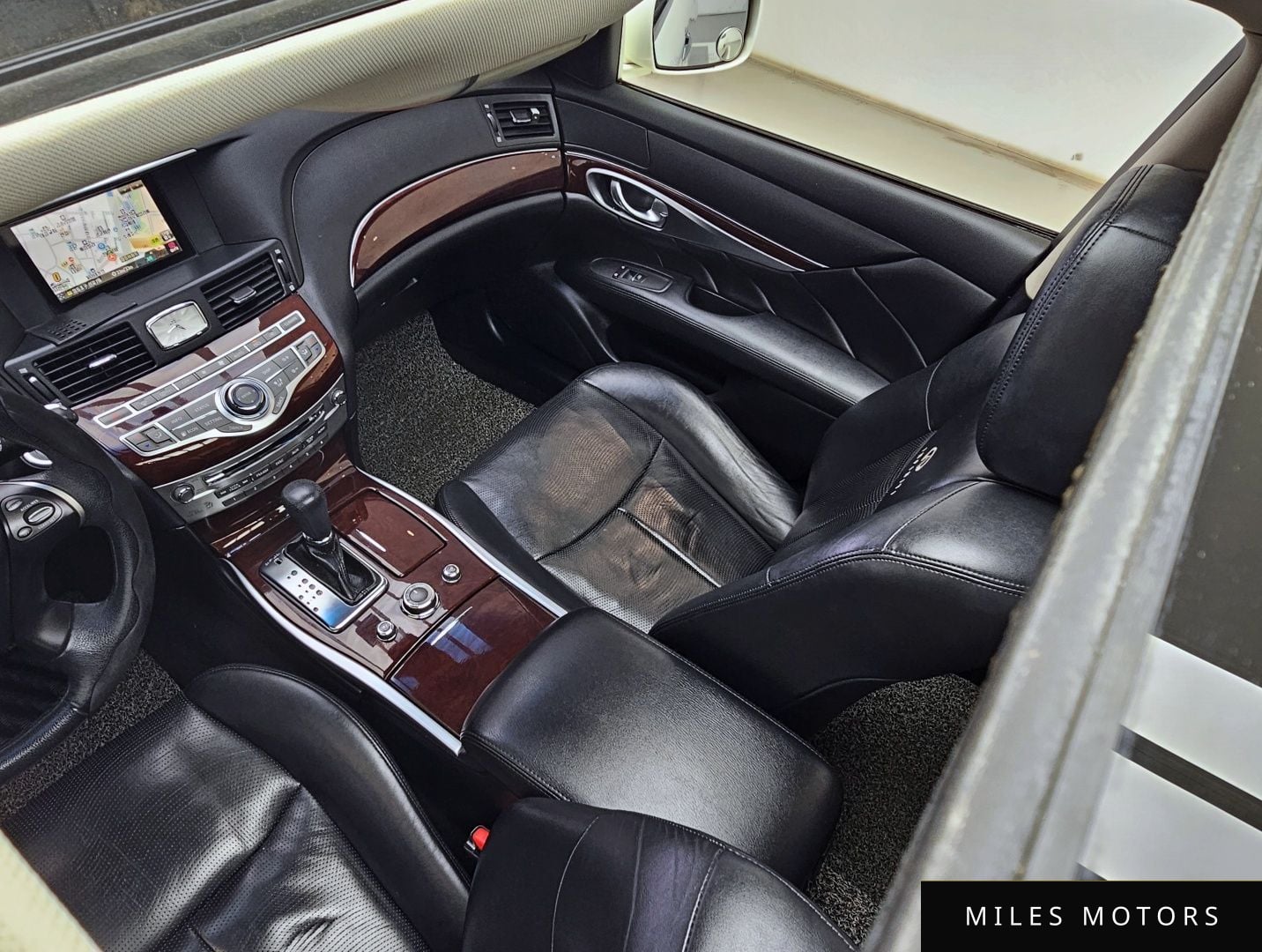 Infiniti M37 2011 — миниатюра 9