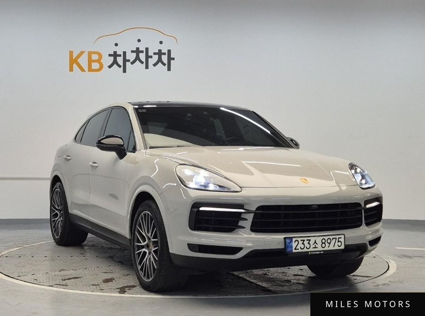 Porsche Cayenne 2021 — миниатюра 4
