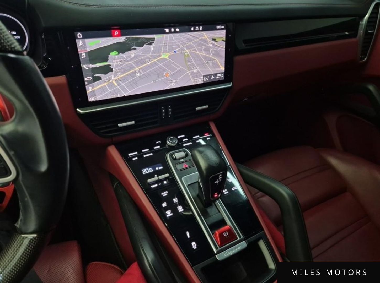 Porsche Cayenne 2021 — миниатюра 10