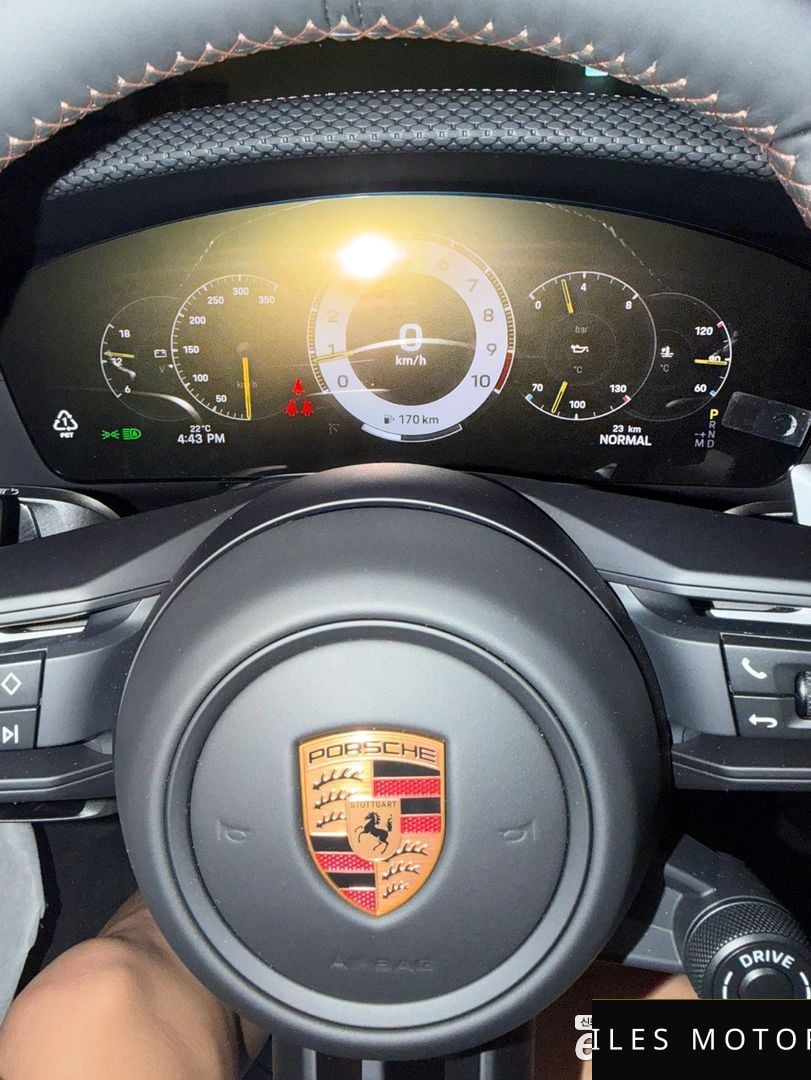 Porsche 911 (992) 2026 — миниатюра 6