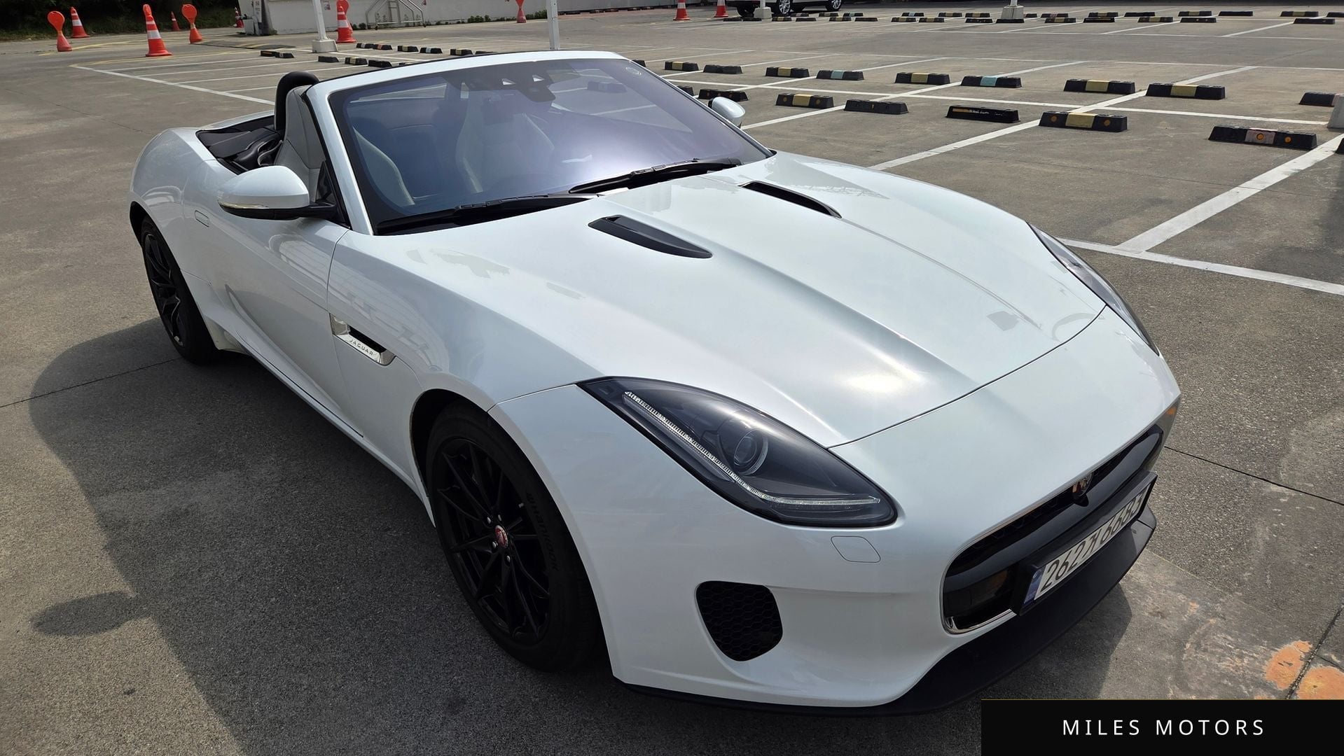 Jaguar F-TYPE 2019 — миниатюра 2