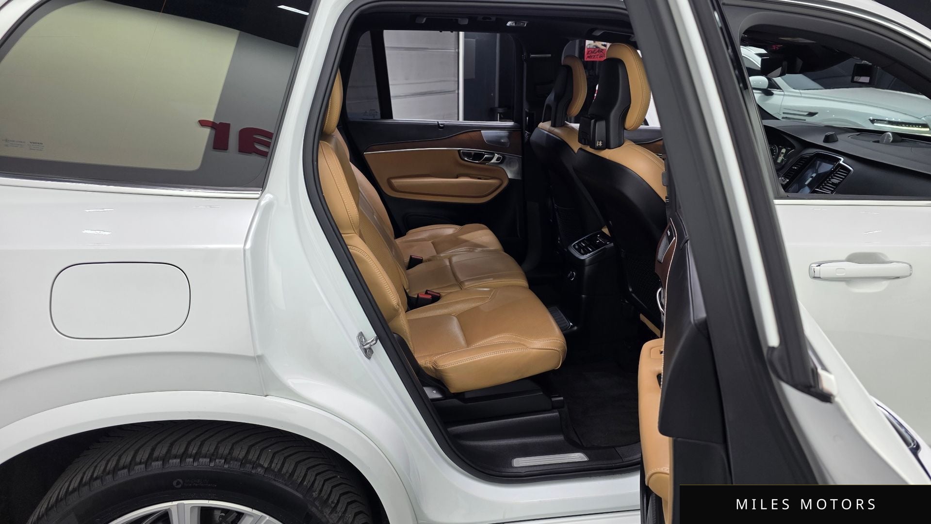 Volvo XC90 2018 — миниатюра 12