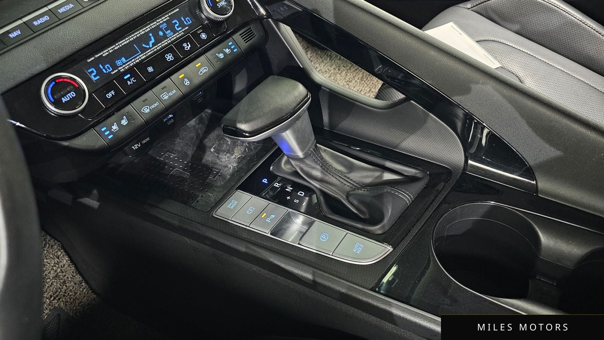 Hyundai AVANTE 2021 — миниатюра 12