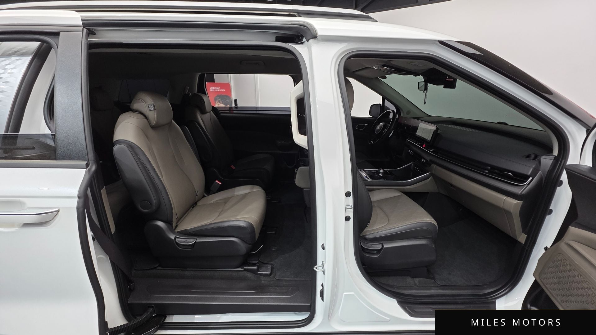 Kia Canival 2024 — миниатюра 19