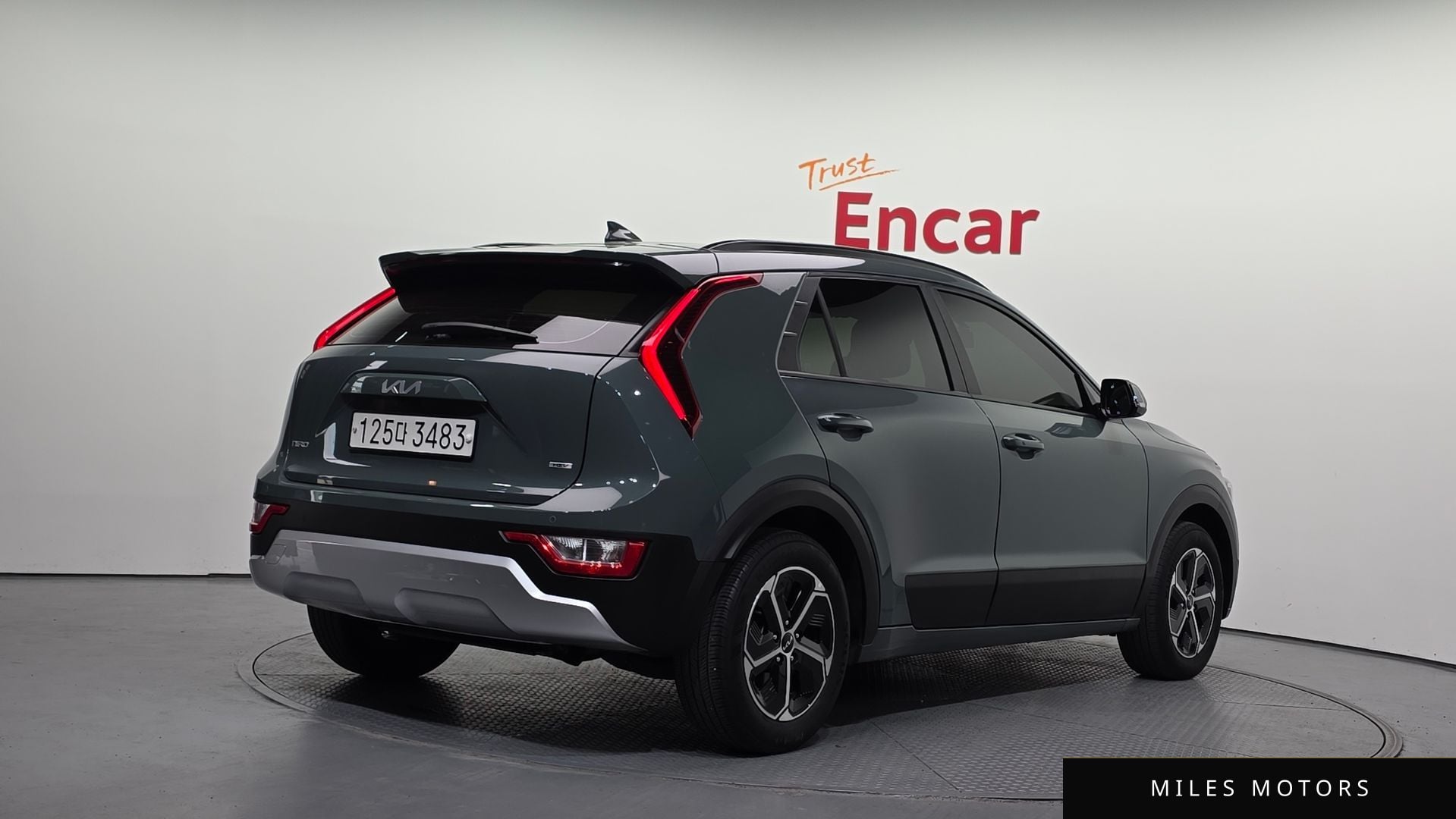 Kia Niro 2023 — миниатюра 2
