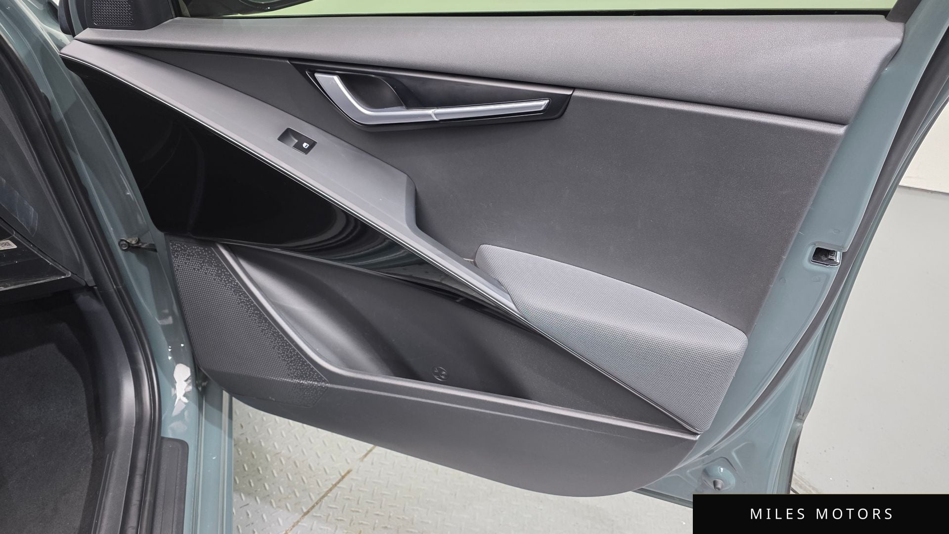 Kia Niro 2023 — миниатюра 15