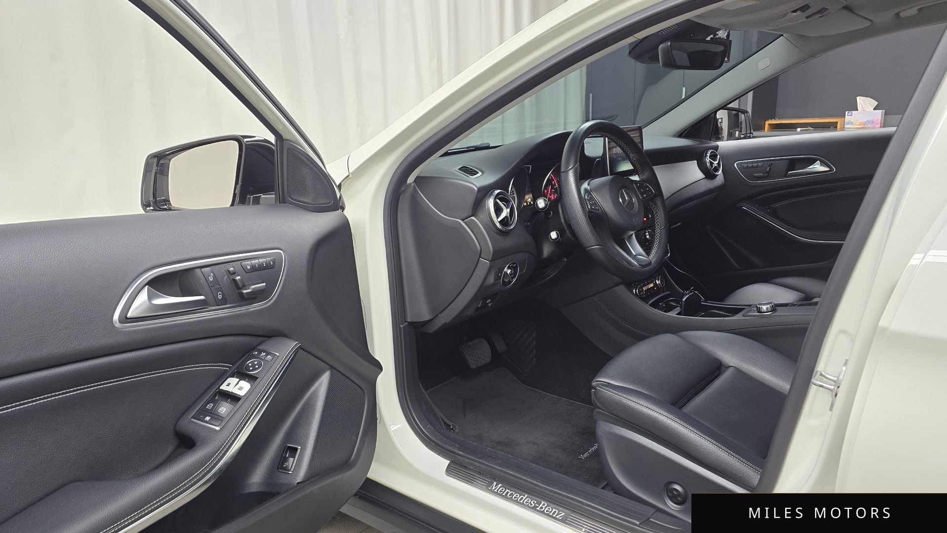 Mercedes-Benz GLA-Class X156 2016 — миниатюра 10