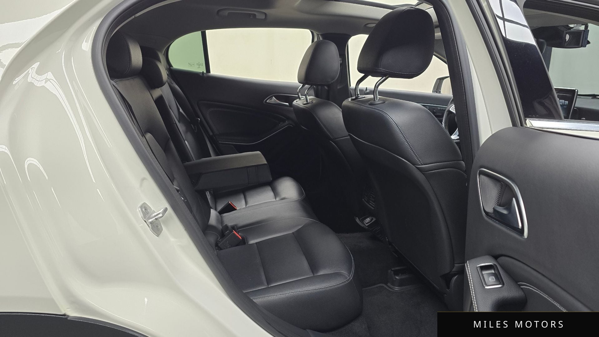 Mercedes-Benz GLA-Class X156 2016 — миниатюра 12