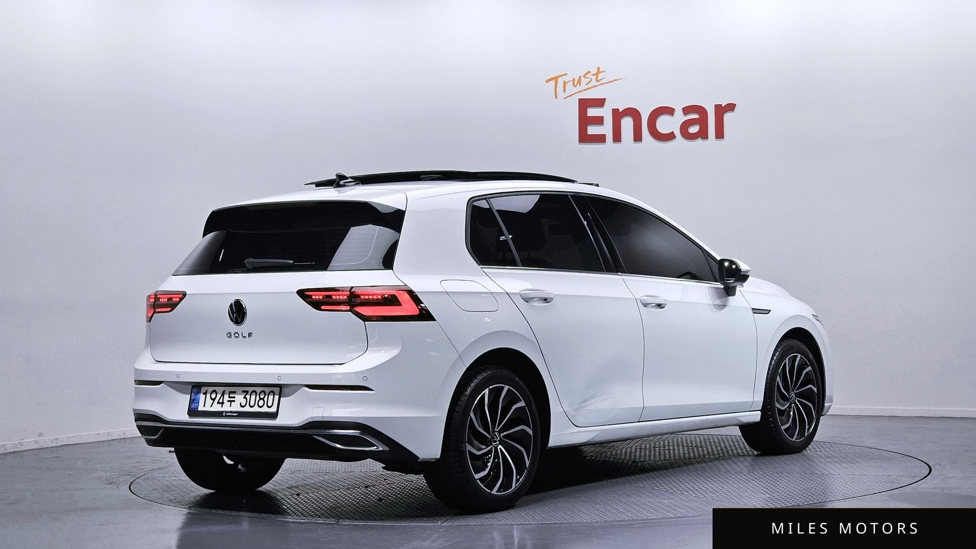 Volkswagen 골프 2022 — миниатюра 2