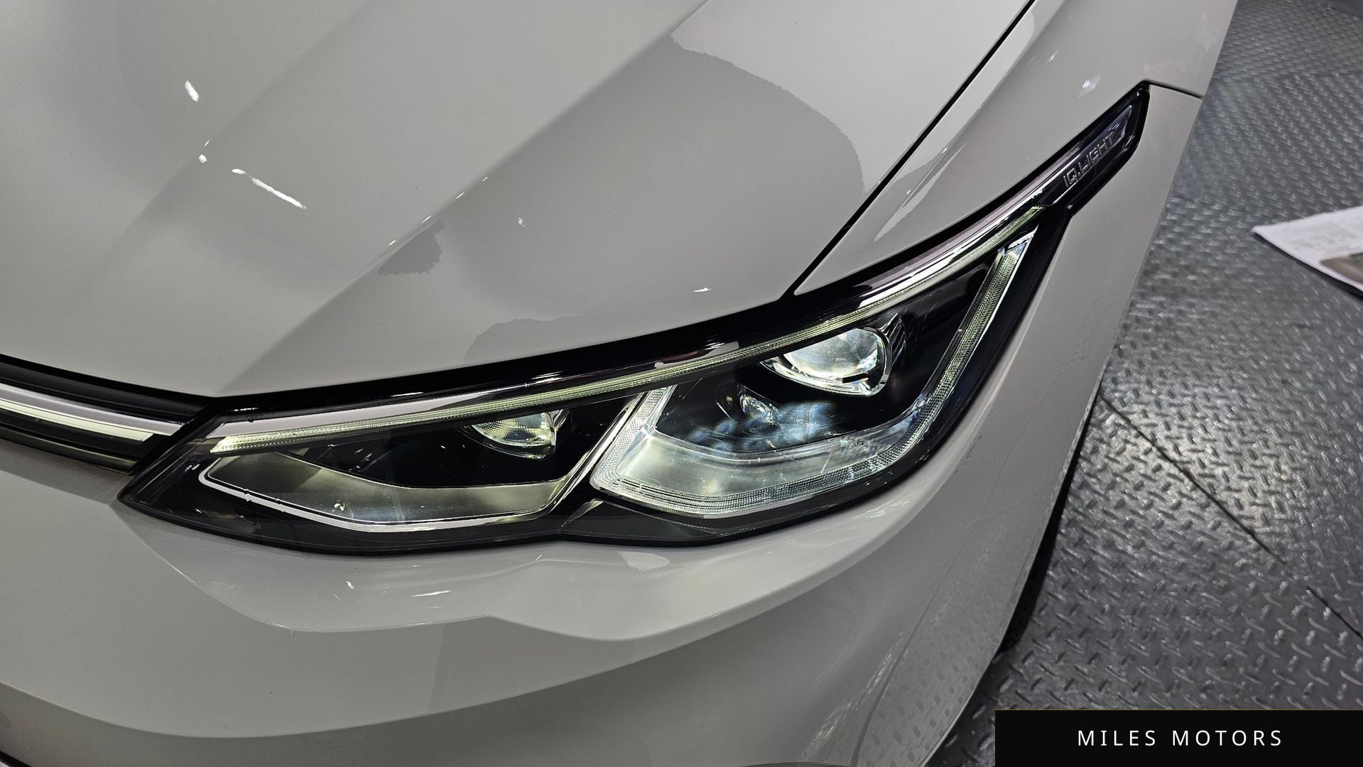 Volkswagen 골프 2022 — миниатюра 8