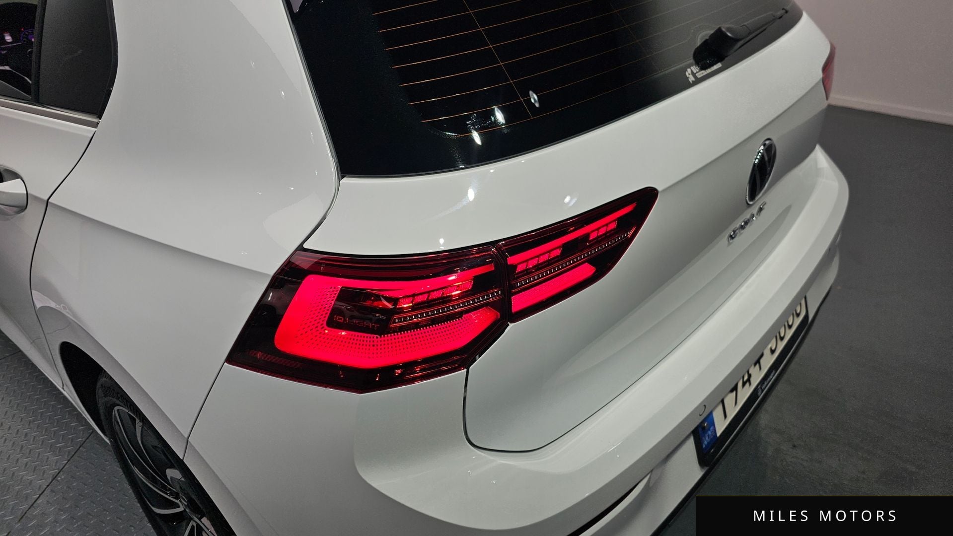 Volkswagen 골프 2022 — миниатюра 9