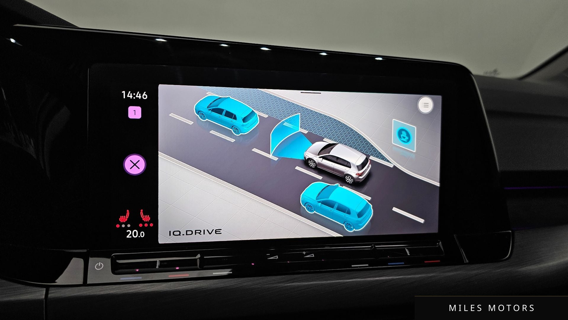 Volkswagen 골프 2022 — миниатюра 28