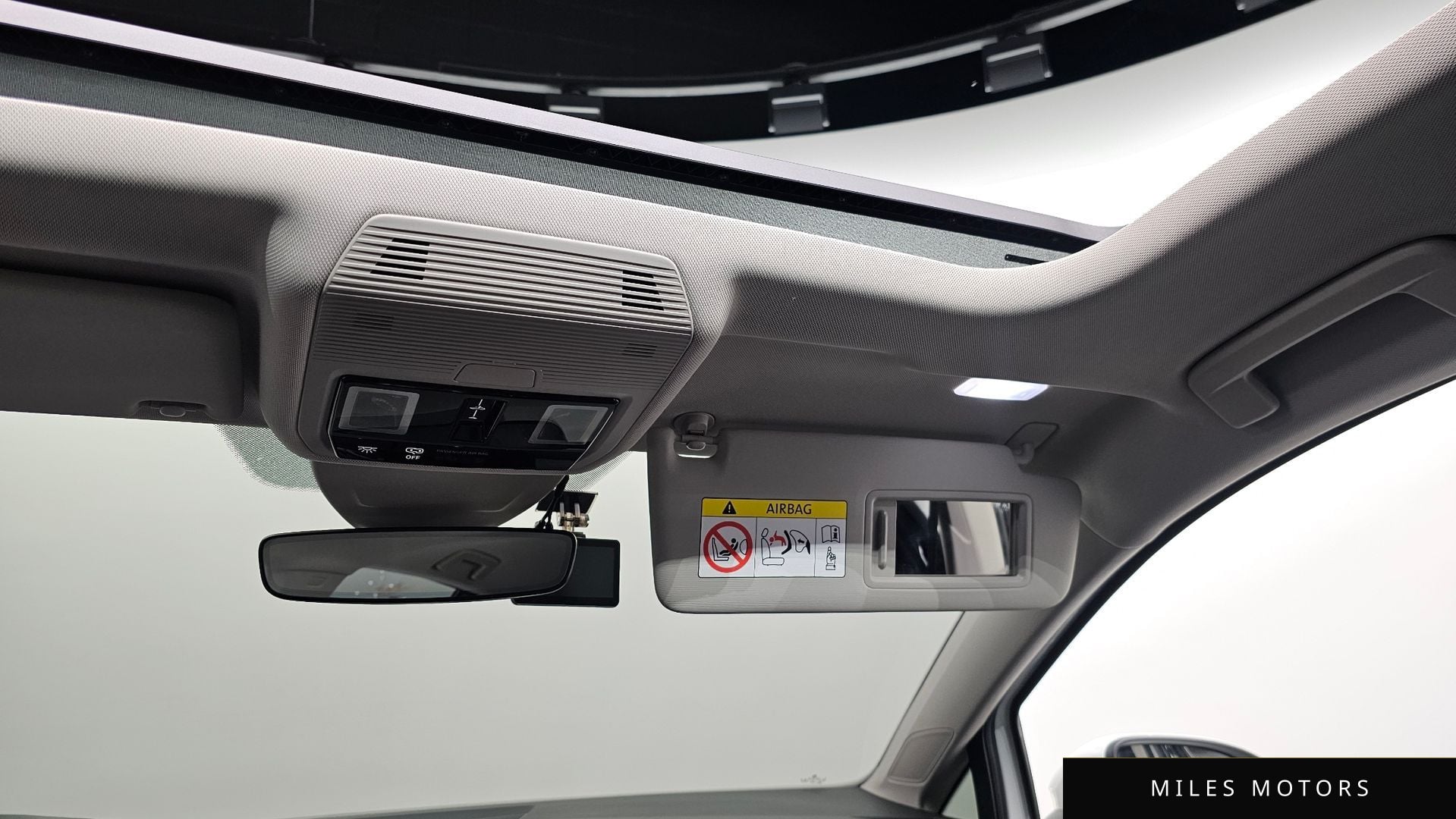 Volkswagen 골프 2022 — миниатюра 30