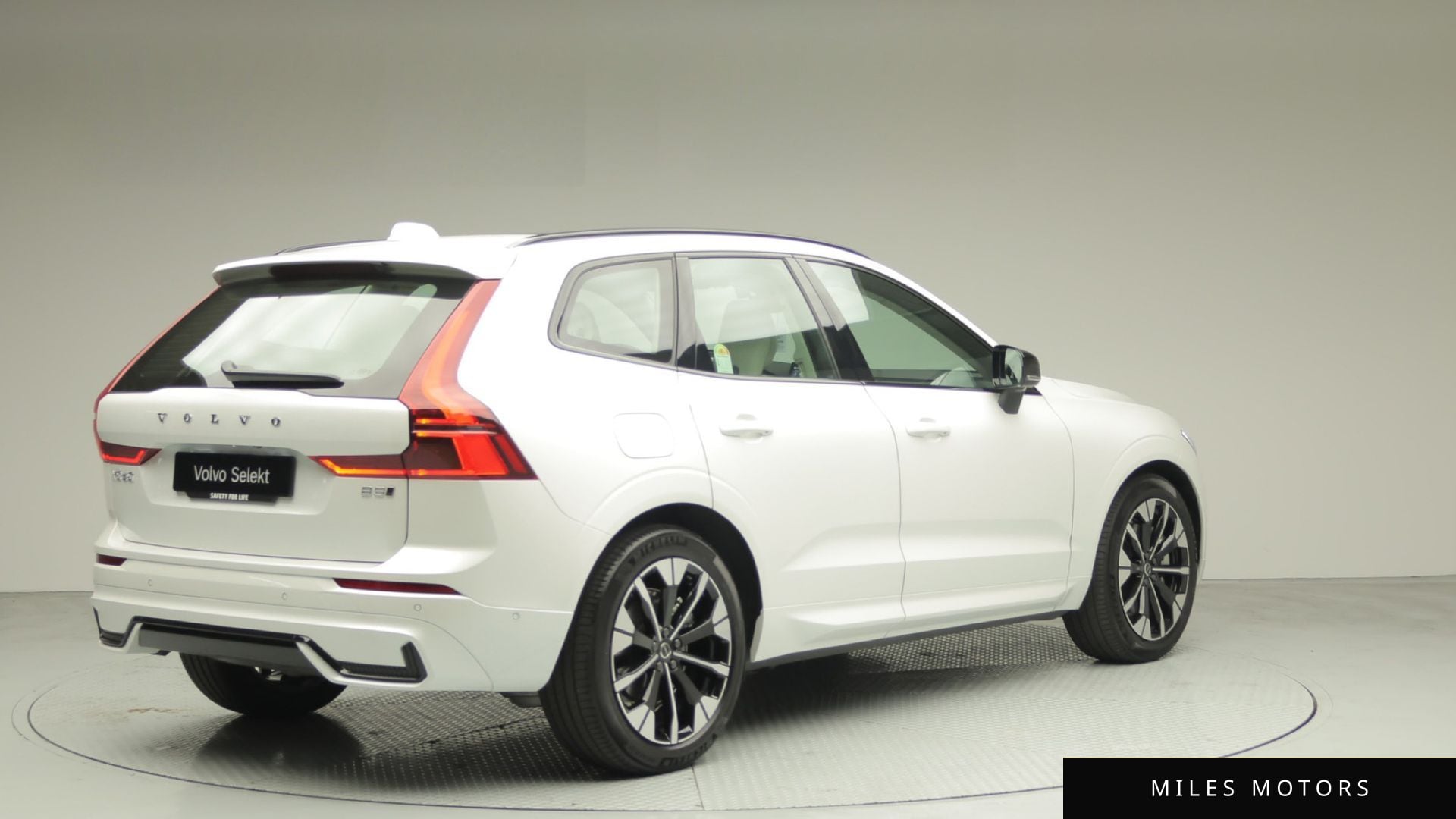 Volvo XC60 2026 — миниатюра 4