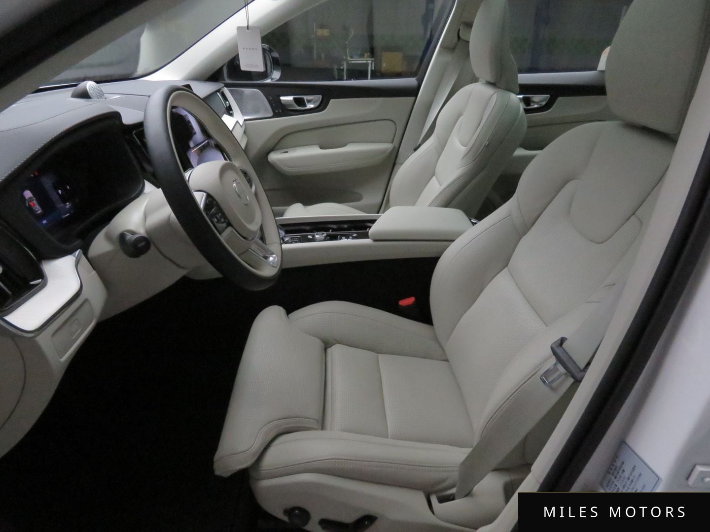 Volvo XC60 2026 — миниатюра 7
