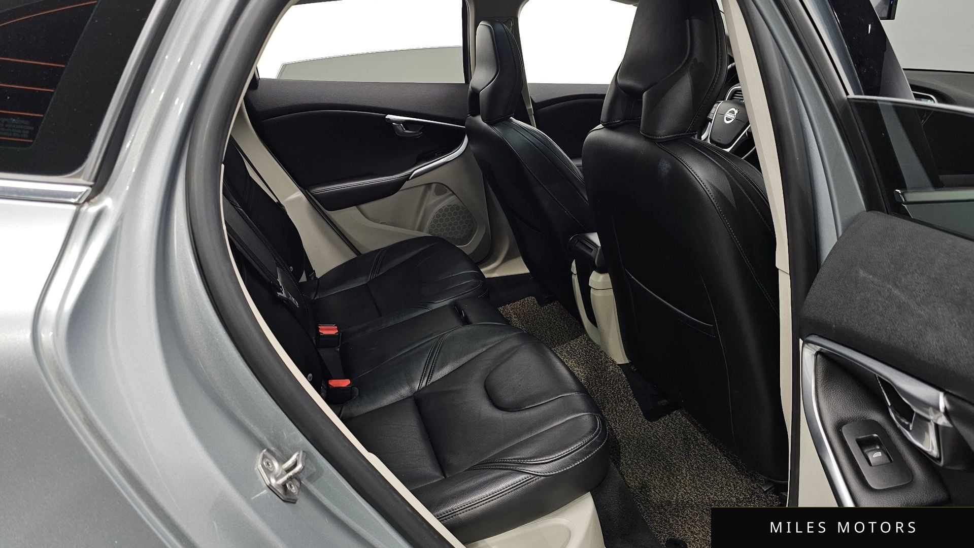 Volvo V40 2016 — миниатюра 12