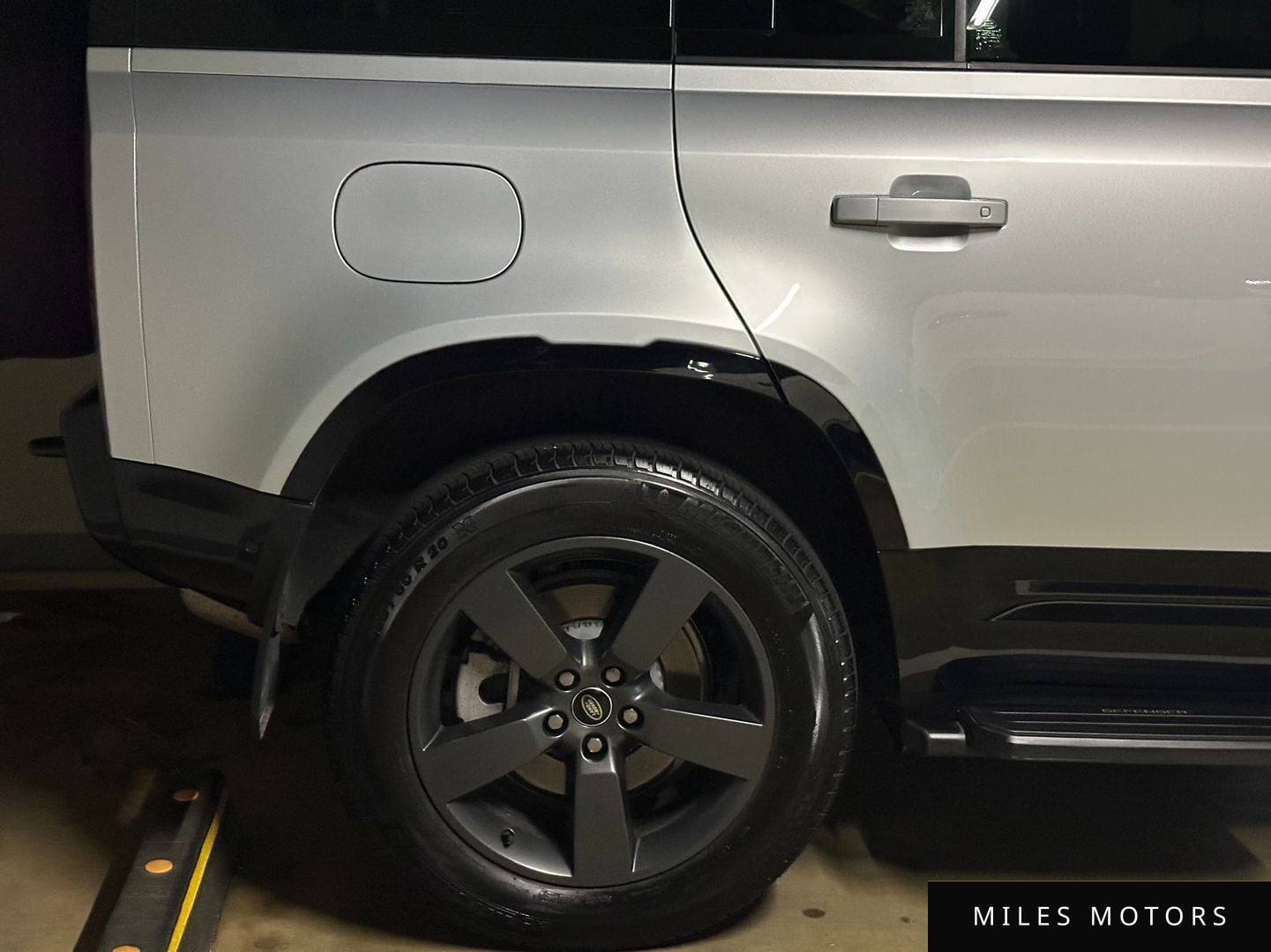 Land Rover Defender 2024 — миниатюра 10