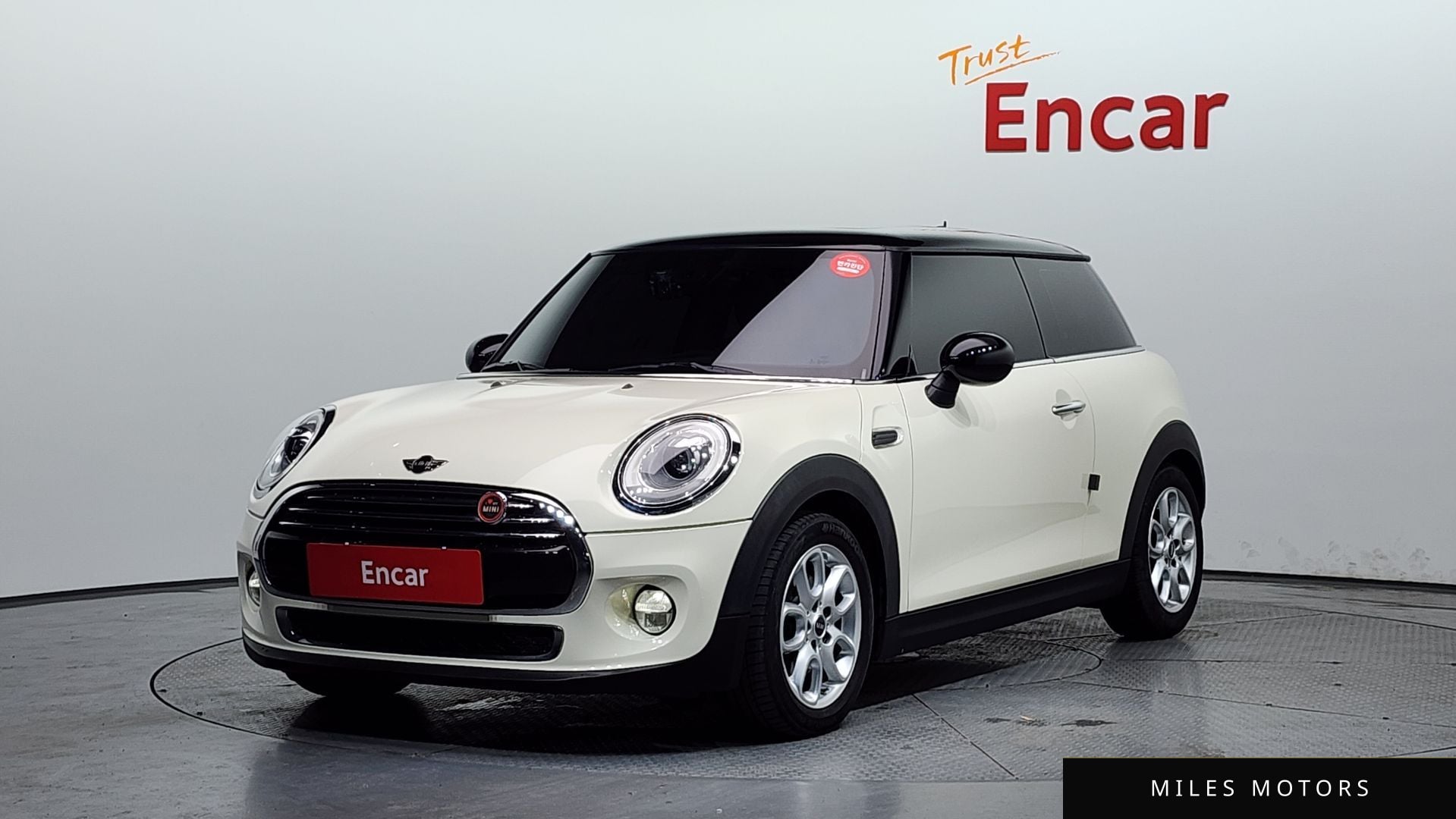 MINI Cooper 2016 — фото 1 из 12