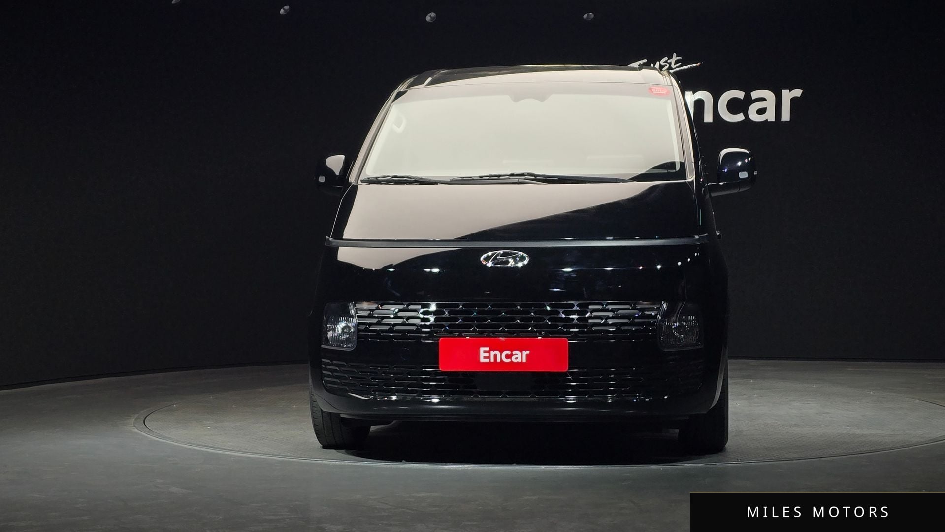 Hyundai Staria 2022 — миниатюра 3