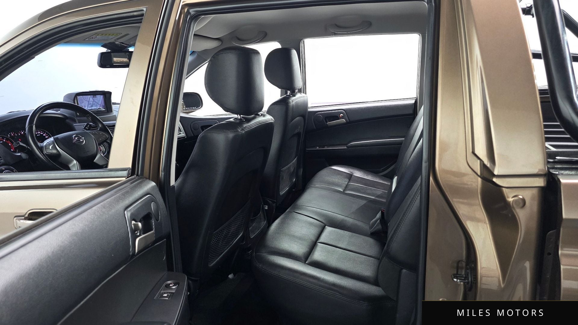 KG Mobility KORANDO 2016 — миниатюра 12