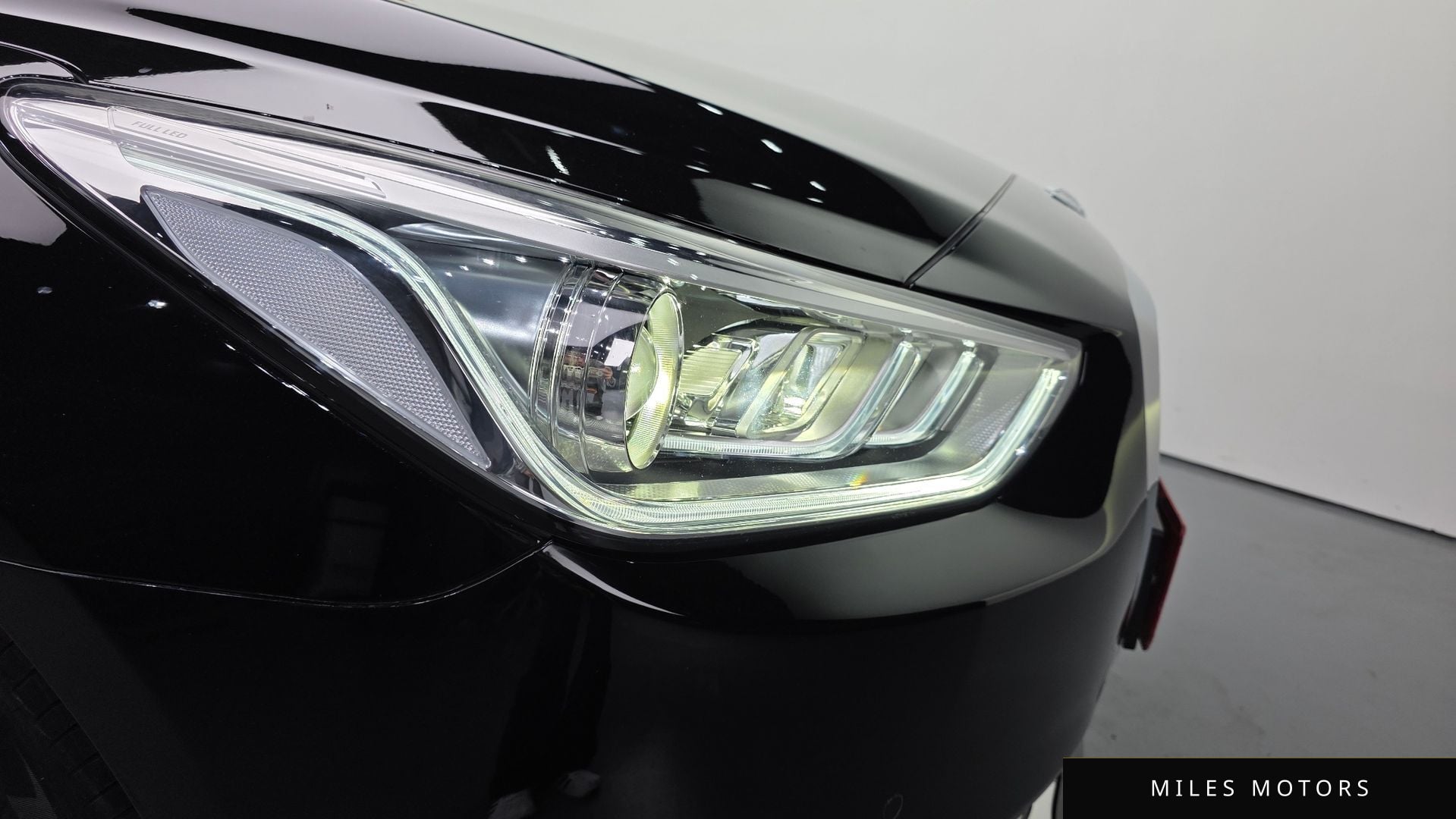 Genesis EQ900 2016 — миниатюра 8