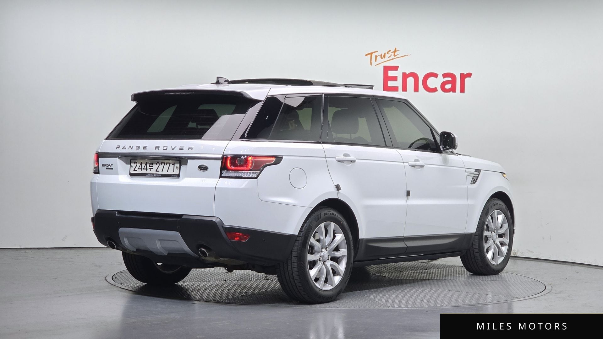 Land Rover Range Rover Sport 2017 — миниатюра 2