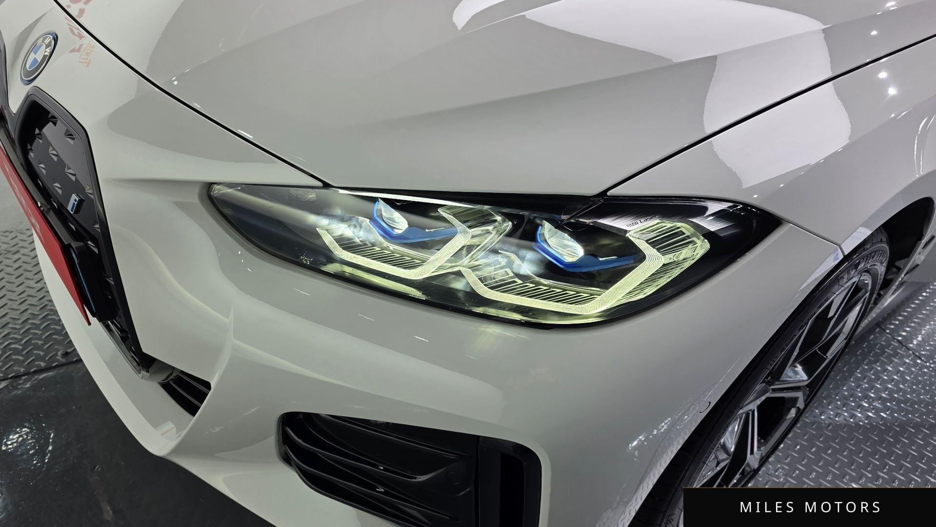 BMW i4 2023 — миниатюра 8