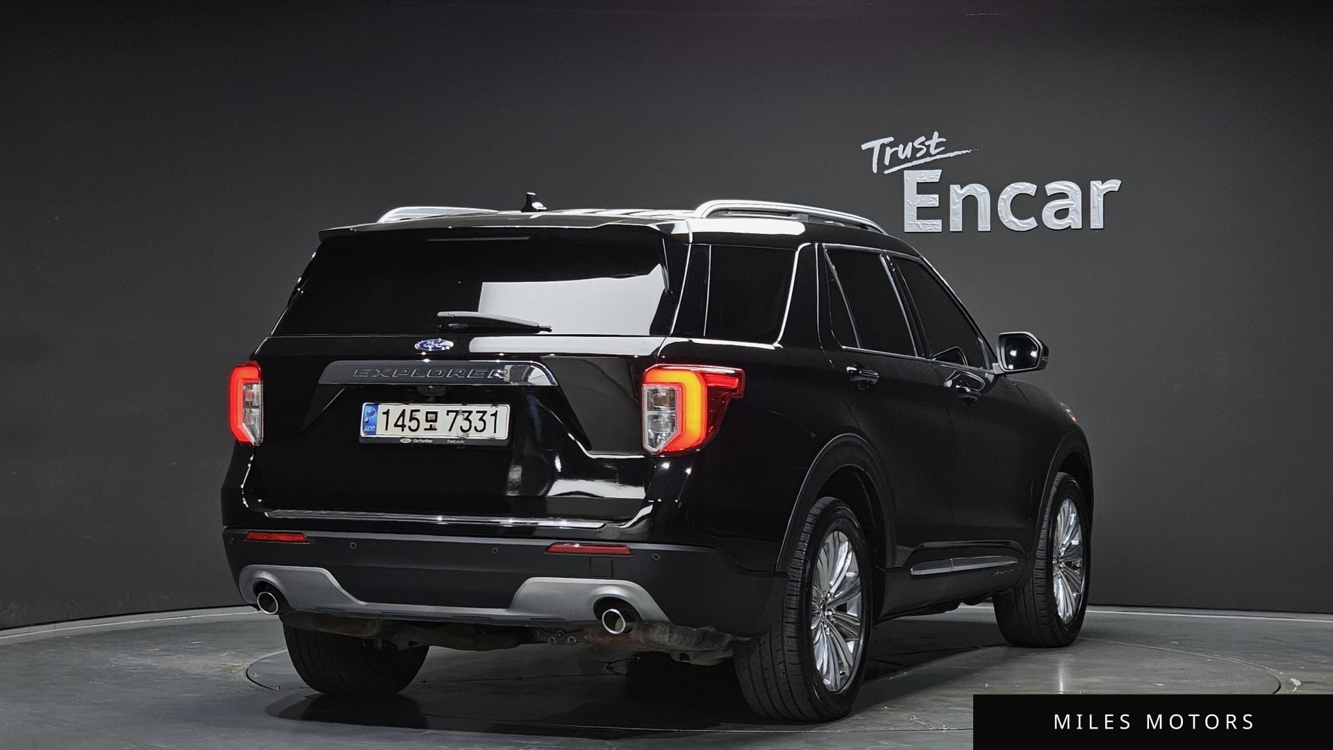 Ford Explorer 2020 — миниатюра 2