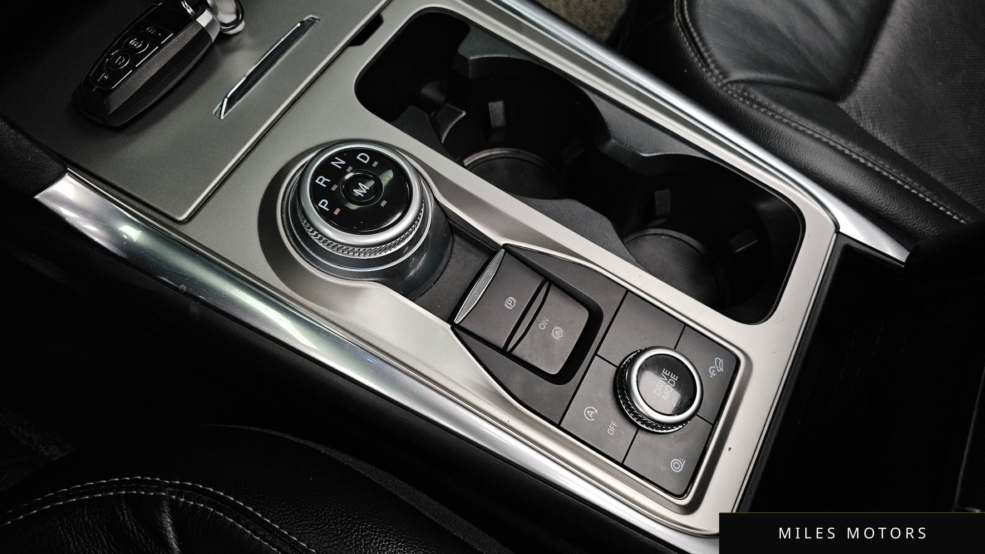 Ford Explorer 2020 — миниатюра 9