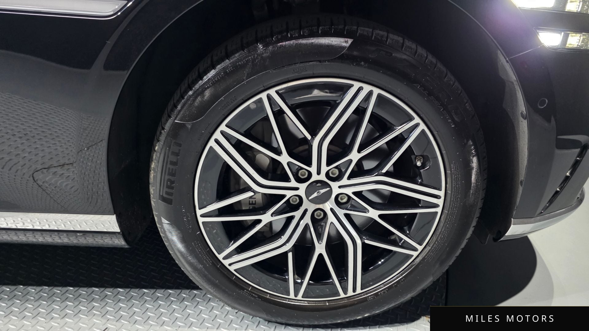 Genesis G90 (RS4) 2022 — миниатюра 6