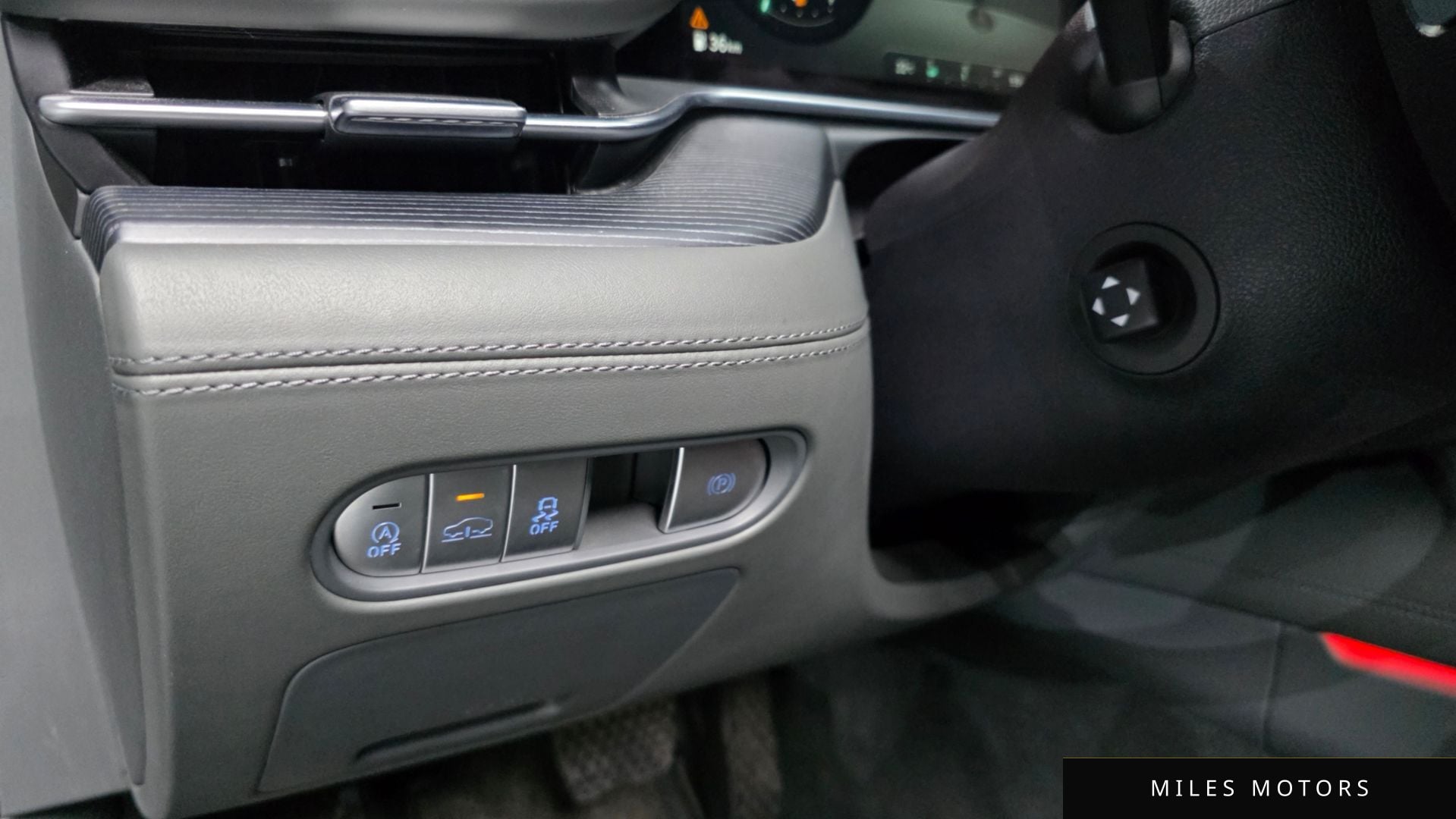 Genesis G90 (RS4) 2022 — миниатюра 27