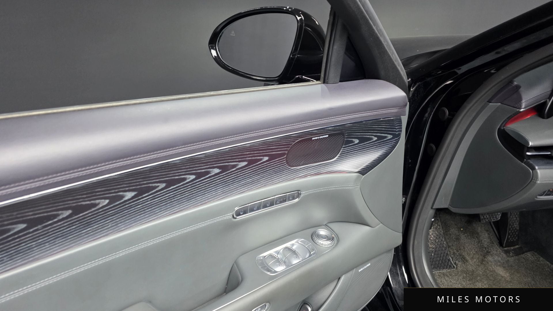 Genesis G90 (RS4) 2022 — миниатюра 28