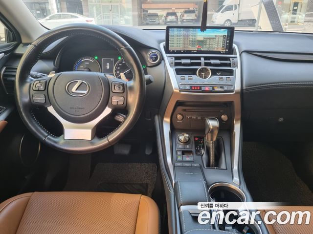 Лексус NX300h 2021 — миниатюра 14