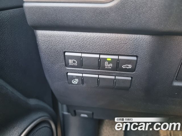 Лексус NX300h 2021 — миниатюра 16