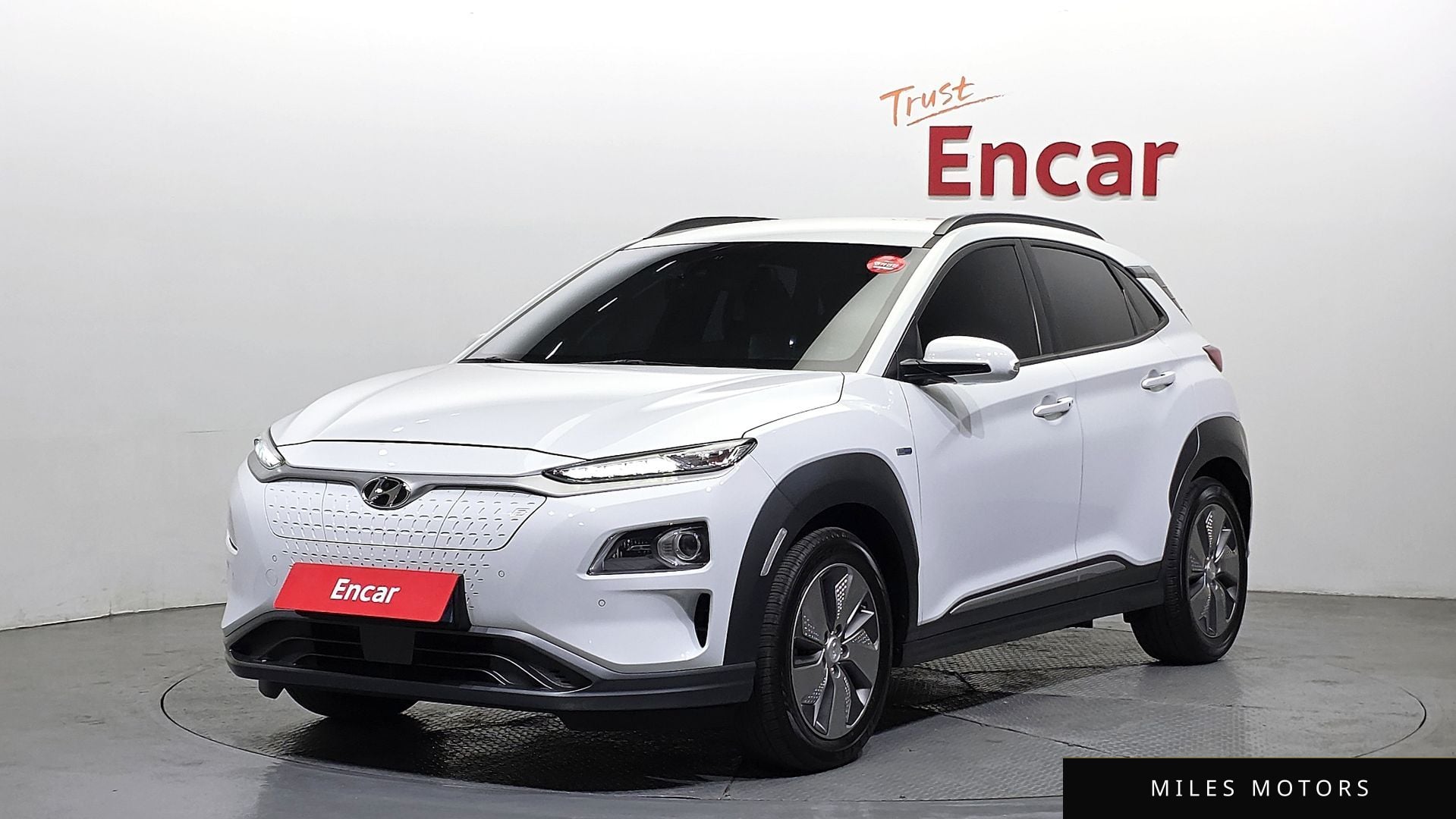 Hyundai Kona 2019 — фото 1 из 12