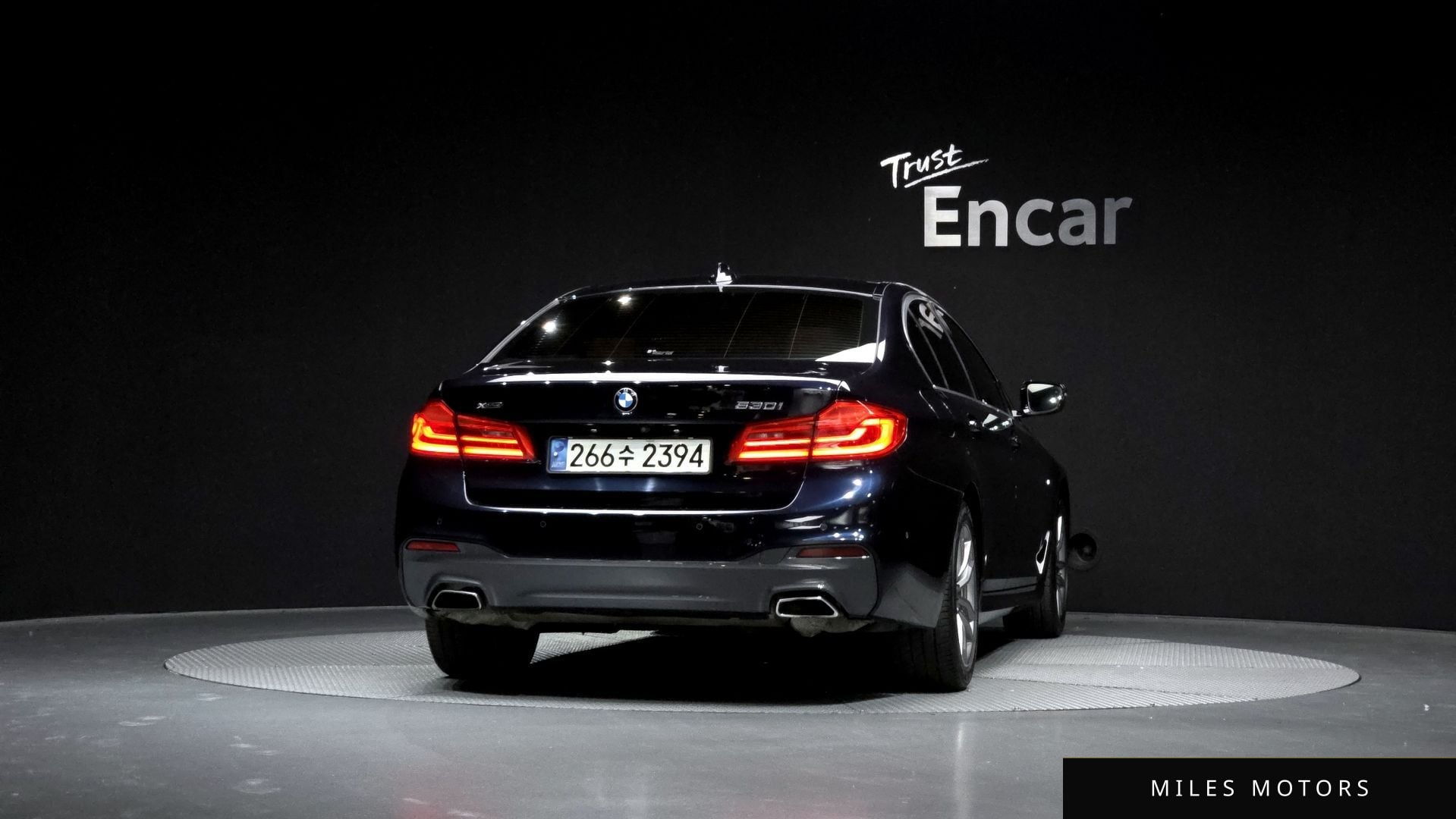BMW 5 Series (G30) 2018 — миниатюра 4