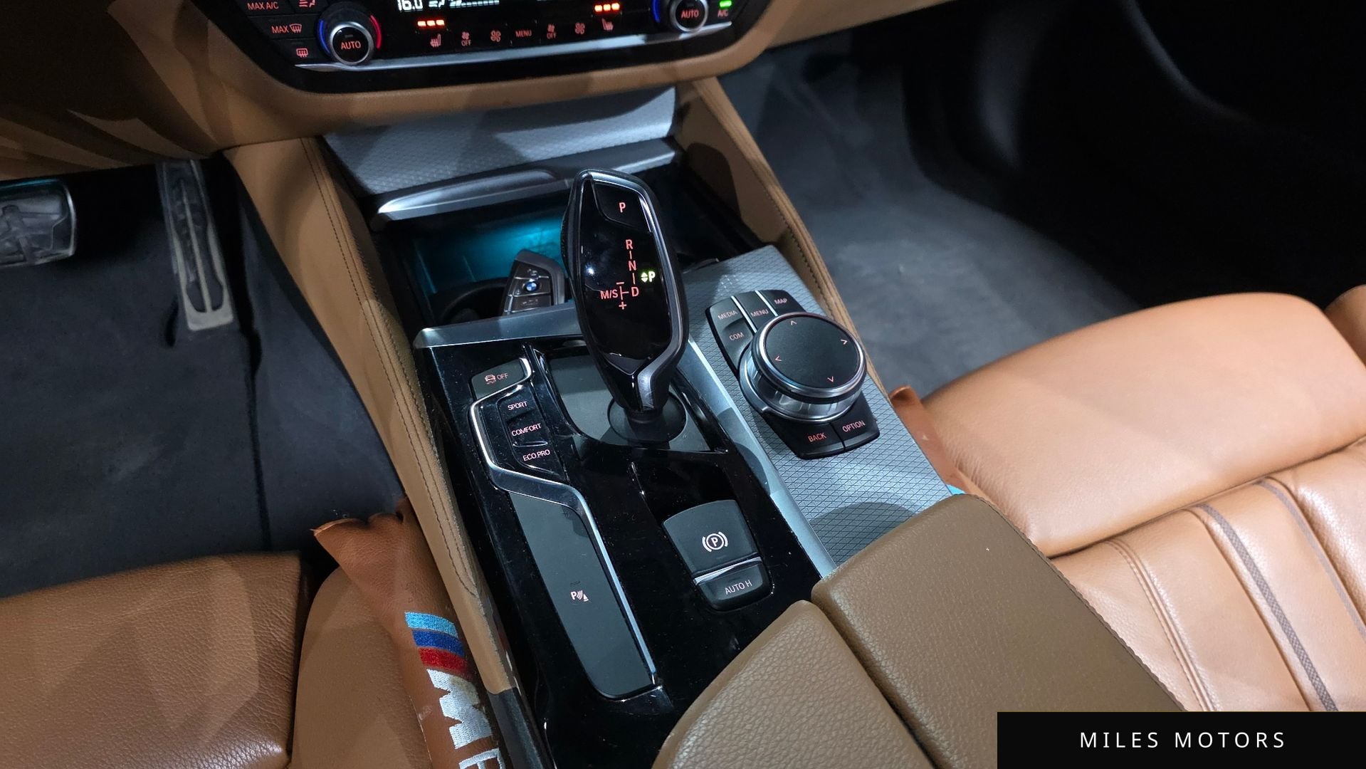 BMW 5 Series (G30) 2018 — миниатюра 9
