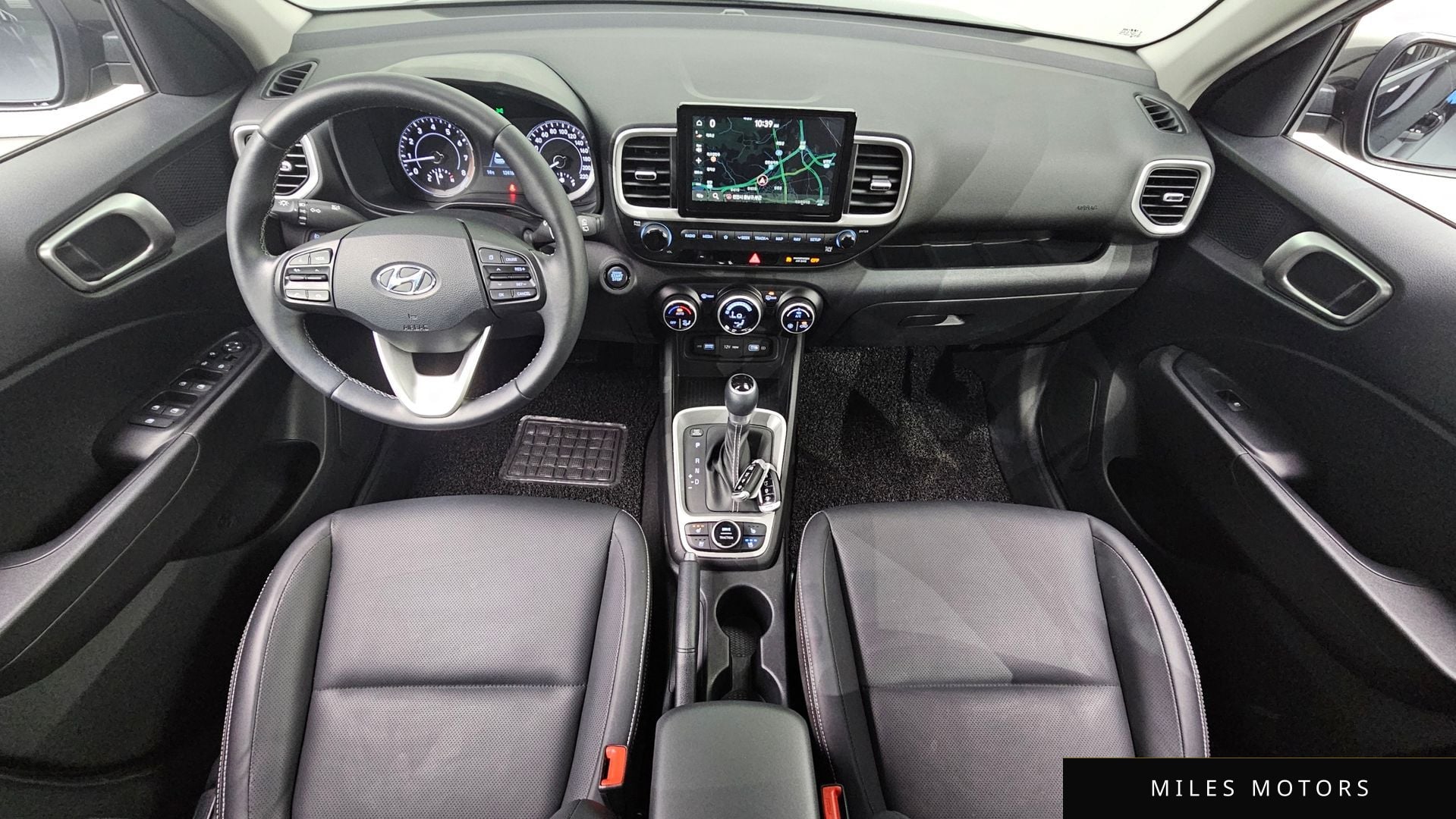 Hyundai 베뉴 2022 — миниатюра 10