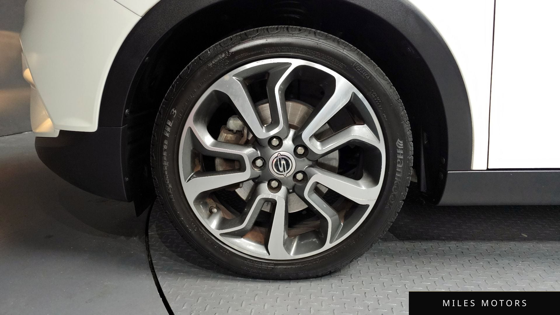 KG Mobility Tivoli 2016 — миниатюра 5