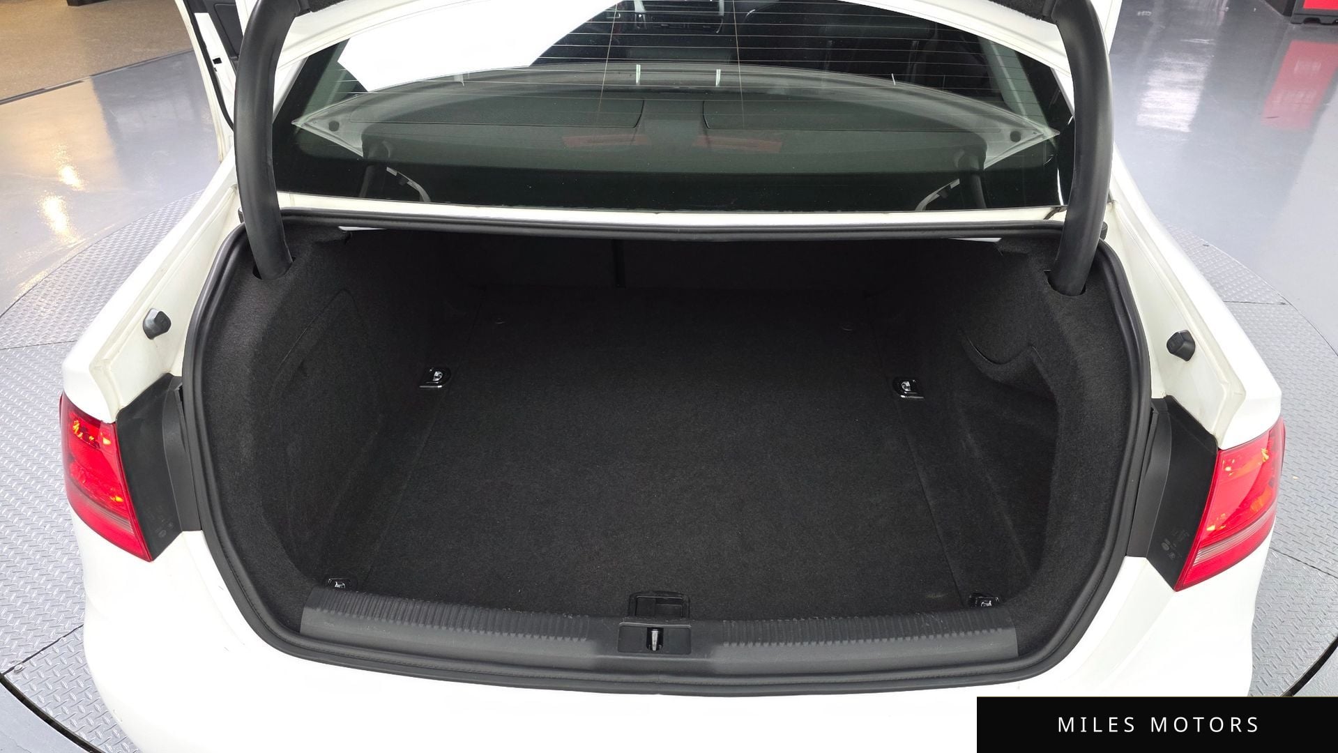 Audi A4 2012 — миниатюра 20