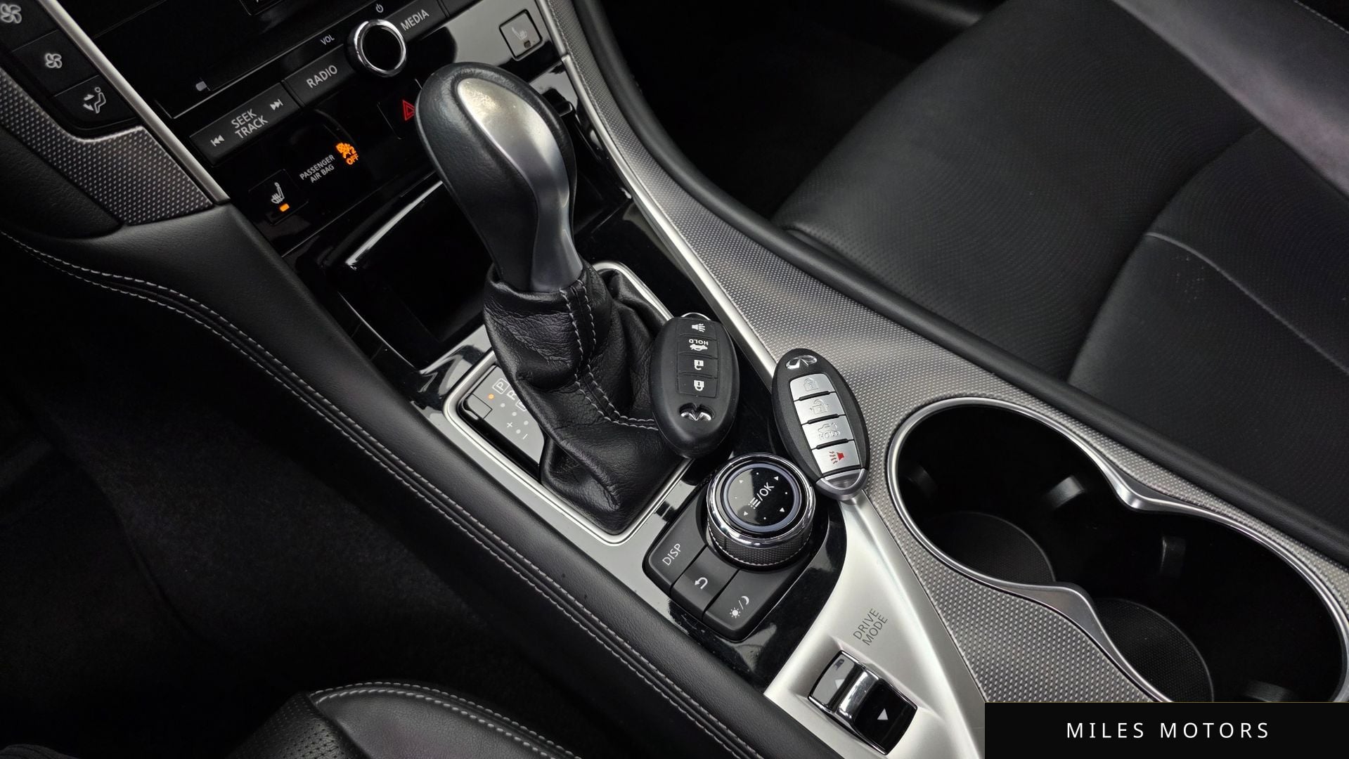Infiniti Q50 2016 — миниатюра 9