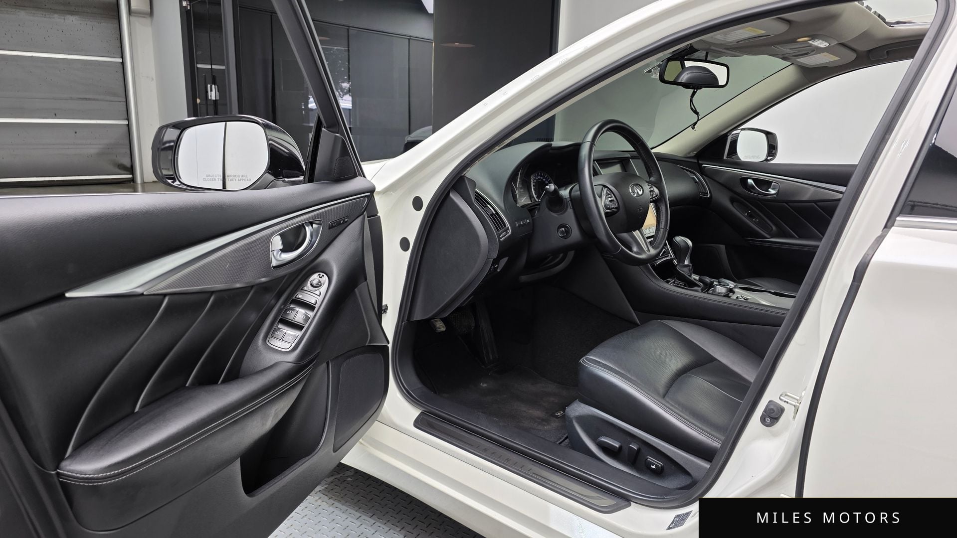 Infiniti Q50 2016 — миниатюра 10